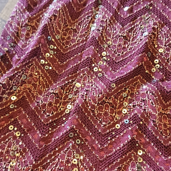 Sequins top - Picture 2 of 3